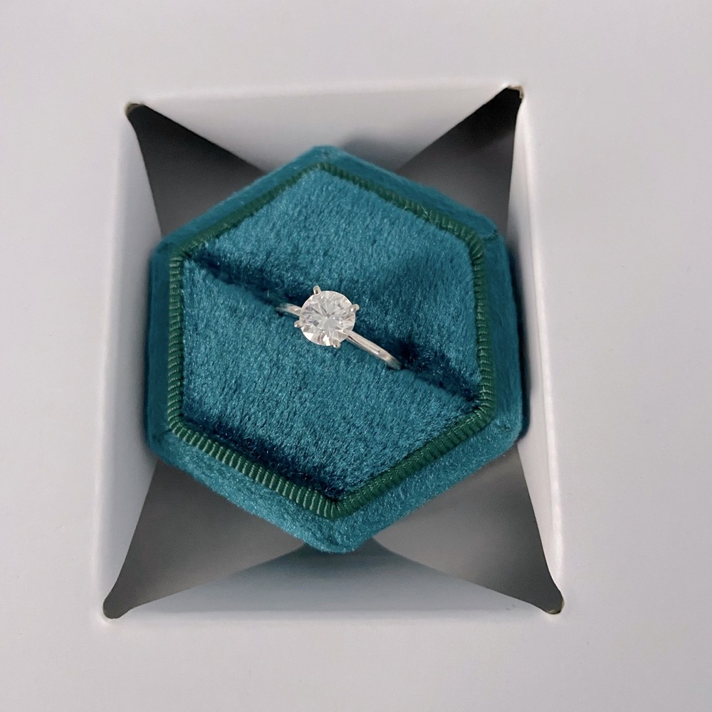 Mossianite Ring